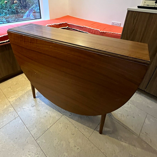Brown oval drop leaf wooden - drop,